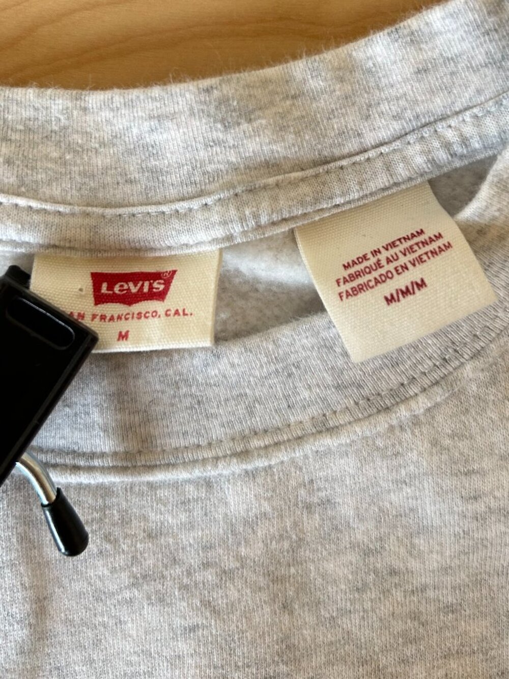 Levi's Sweatshirt With Floral Brand Graphic Heathered Gray Size M - Picture 3 of 8